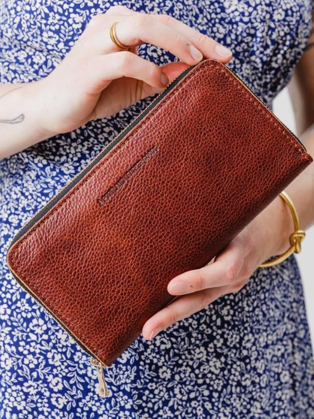 Portland Leather Goods Accordion Zip Wallet Nutmeg